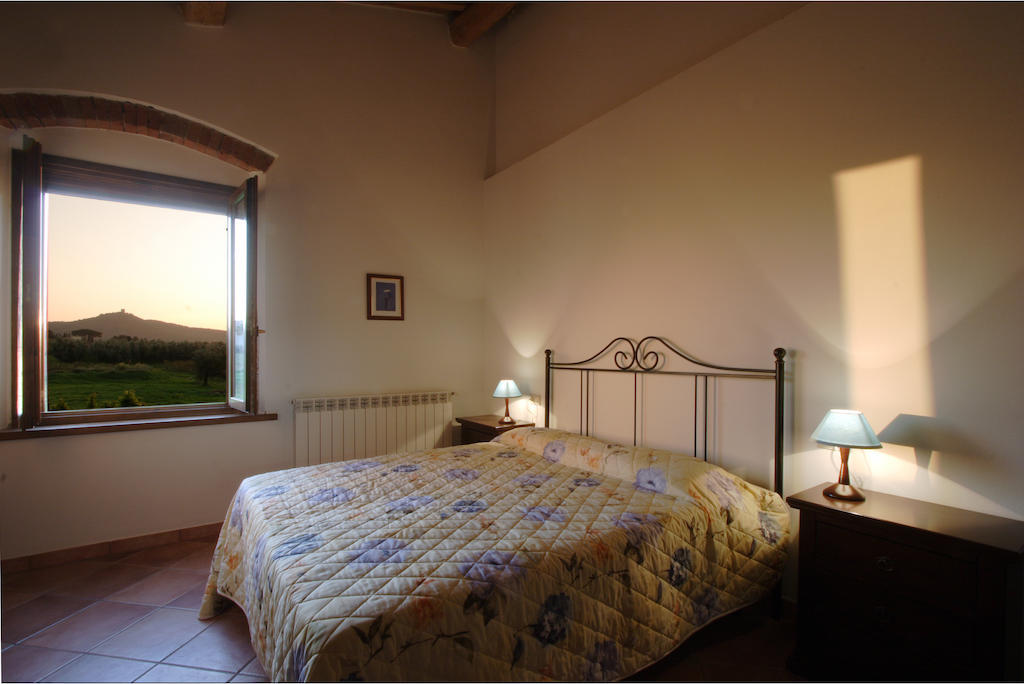 Agriturismo Quattro Pini Castagneto Carducci Habitación foto
